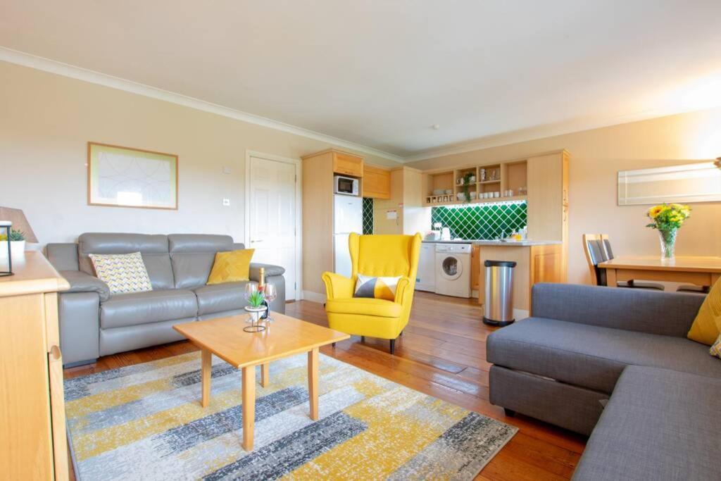 310 - The Carrowbeg At The Harbour Mills By Shortstays Westport Exterior photo
