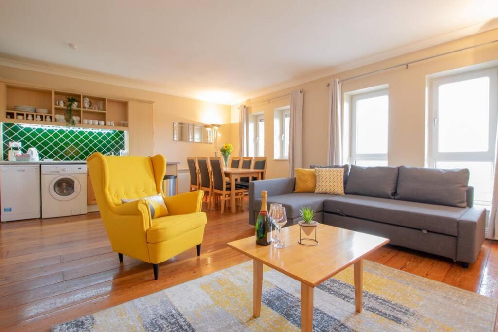 310 - The Carrowbeg At The Harbour Mills By Shortstays Westport Exterior photo